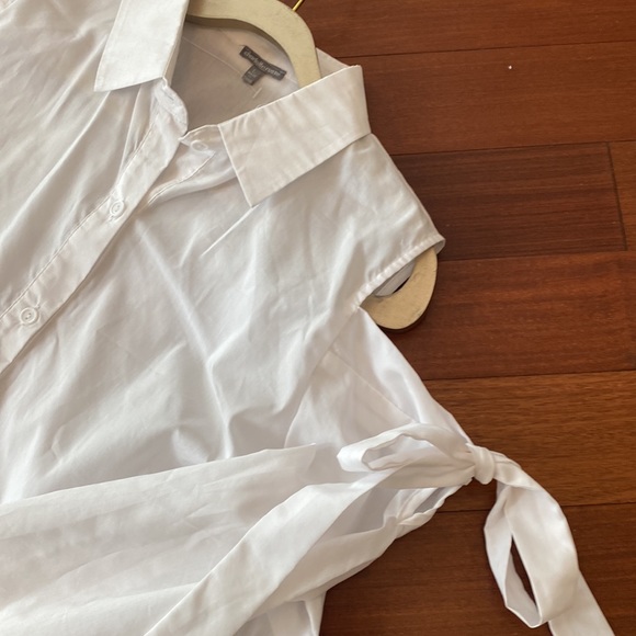 Charlotte Russe ladies, white button down with open shoulders and bow ties - Picture 7 of 10
